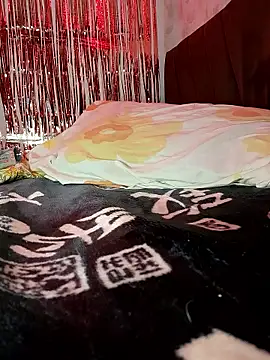 lunademarte (F young) - Full anal With whippings and spankings