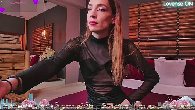 LolaVixxxen webcam
