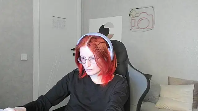 ElizabethHarpper webcam