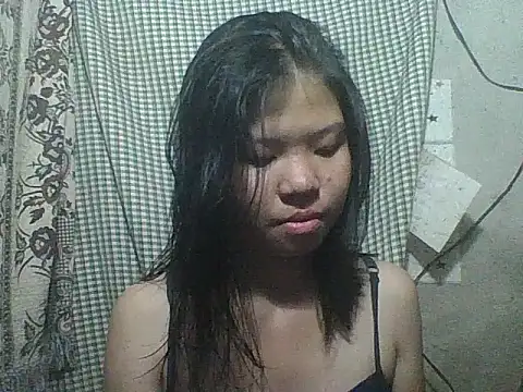 Skinny_PinayGirljust18 webcam