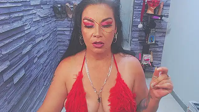 Cruela_deviil webcam