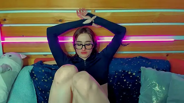 evis_dailyy - Evis_Dailyy's free webcam