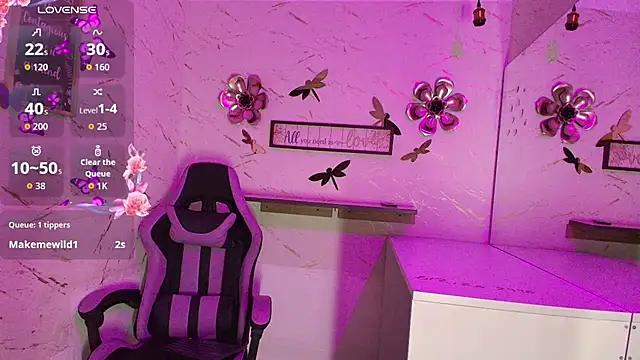 Natasha-Adams webcam