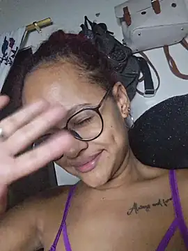 SHARON_ROSS25 webcam