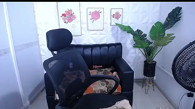 Valentinaa_mature webcam