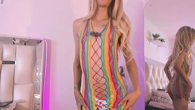 Darlyn_tenderhot__ webcam