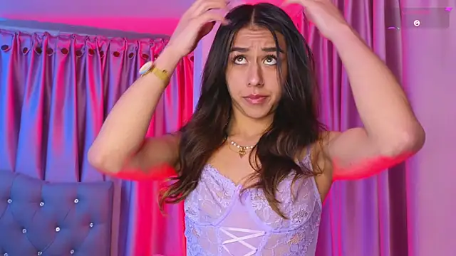 Emiily_Scott1 webcam