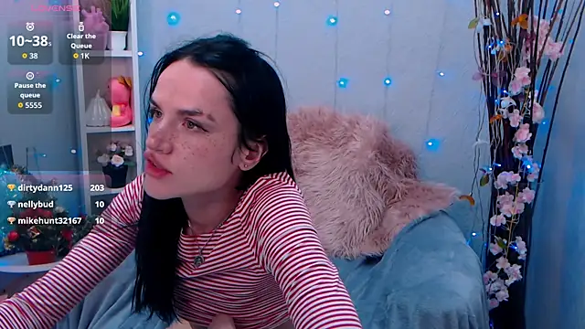 Holygirl_ webcam