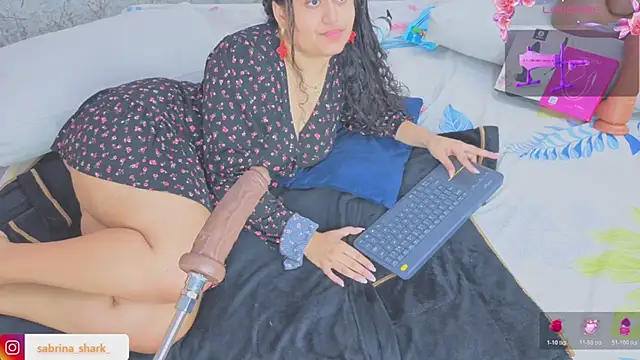 sabrina_shark_ webcam