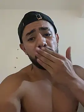 Ezzio_Scolaro webcam