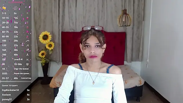 luisa__torres webcam