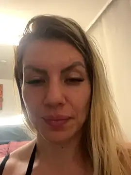 natalia_fit (F young) - cum in my pussy and orgasm