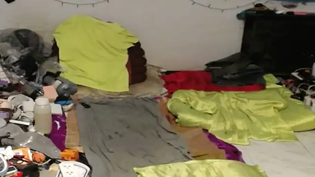 1CuteAndSexy69 webcam