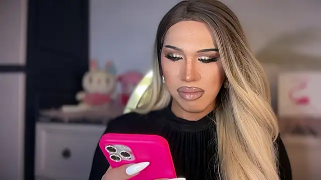 Barbara-Sprouse webcam