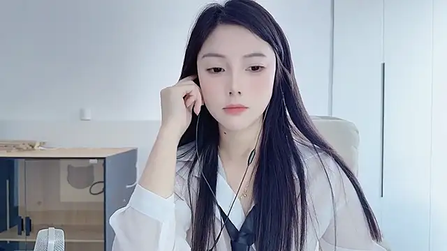 美女HaagenDazs_在线直播