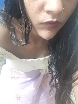 Your_Ayesha56 webcam