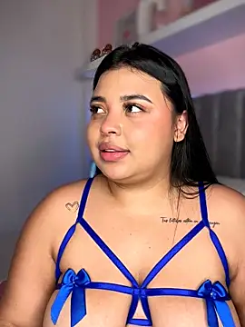 Webcam Model (Emily_Cooper7)  is live.Free join now!