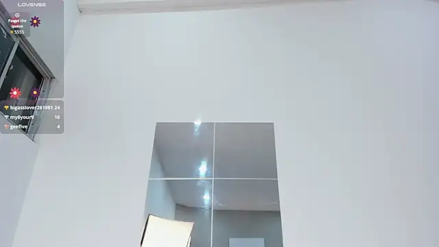 MiaNyxara_dh webcam stripchat model stream image