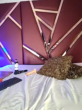 Camerondarkness webcam