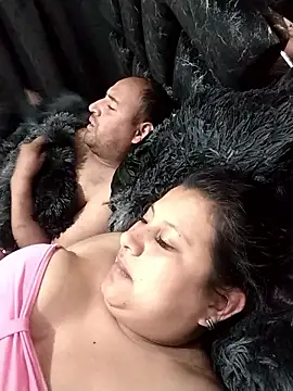 SexyandnaughtyLatinos webcam