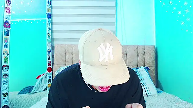 _justinmoon2 - _justinmoon2's free webcam - UK Sex Cams