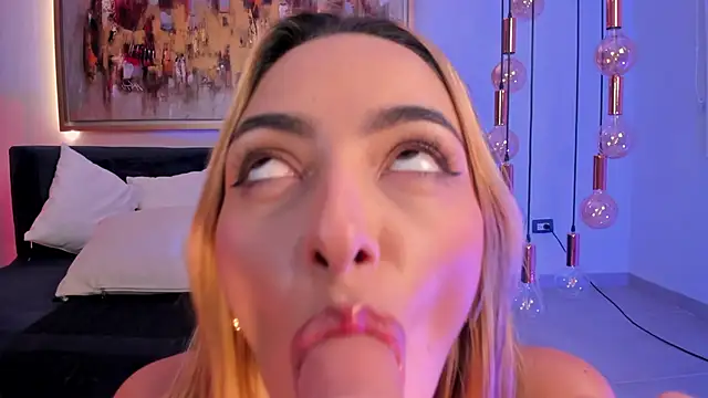 MelissaMoore_ webcam