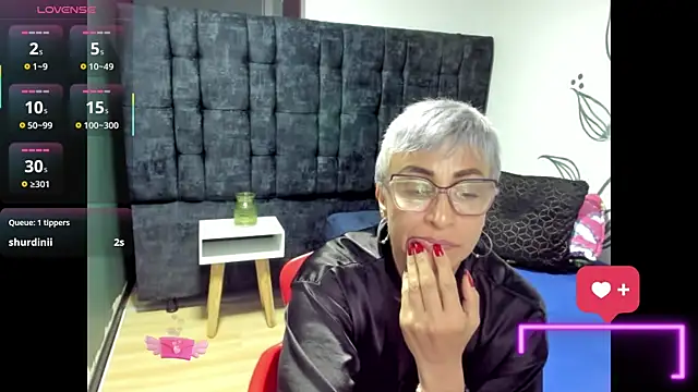 Charlotte__Gray webcam