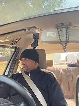 Dick_6inches_Delhi webcam