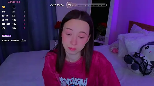 hayle_hill (F young) - lose t-shirt🥰