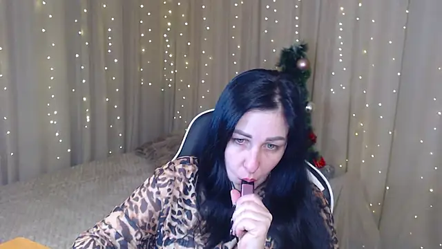 jillstevens (F milf) - Remove the bra