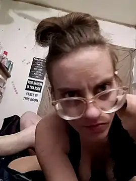 snowbird1117 (Ask my age) - Ass slap hard dont stop