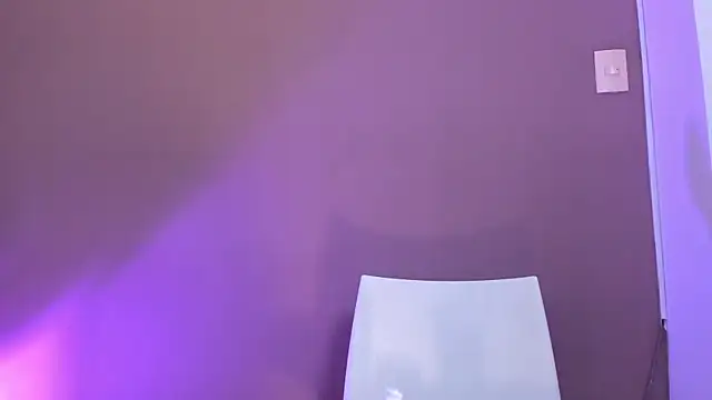 EllaVillaluna webcam