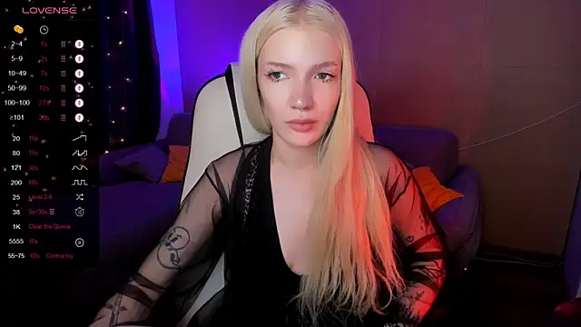 AnyaTaylor_ webcam