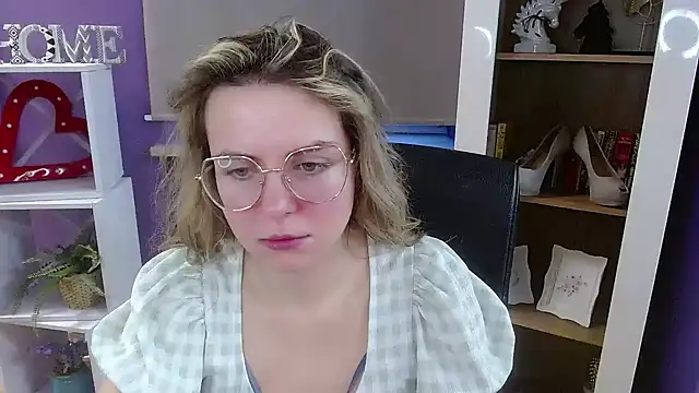 Zoey_Erotic webcam