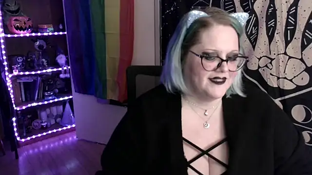 Kinky_Witch's Stripchat show and profile