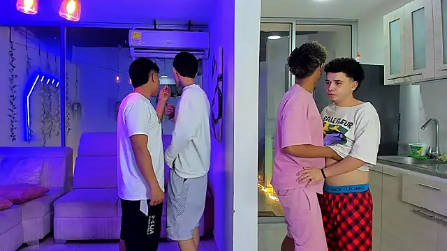 Houseofwarrios webcam