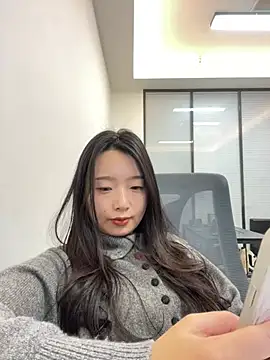 美女Qrooo在线直播