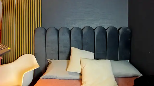 Nicolette_ks_ webcam