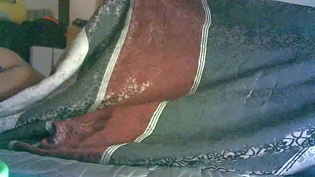 ON3YOULLN3VER_FIR3 webcam