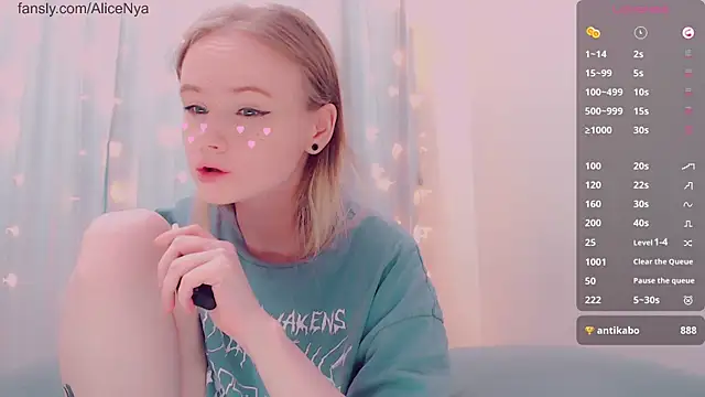 AliceNya_cute webcam