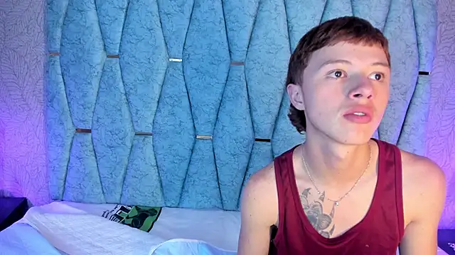 Genesis_And_Jack_ webcam