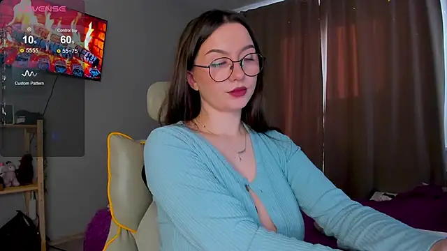 wwow_meow (F young) - put the nipple clapms