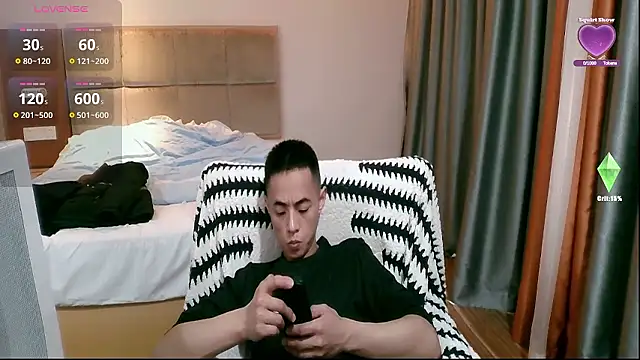 tsia-die (Ask my age) - 玩法丰富，尺度很大，老板你说了算。。。