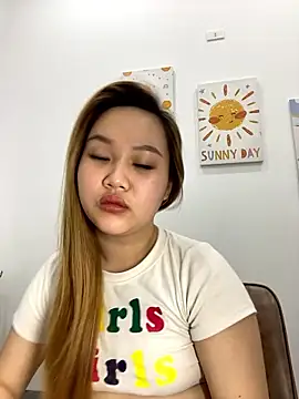 Almira6868 webcam stripchat model stream image