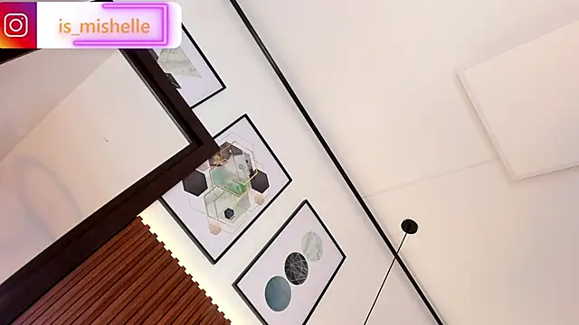 _mishelle (F young) - First squirt of the night