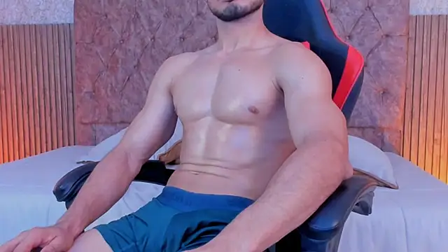 Adonys_Lewis_ webcam