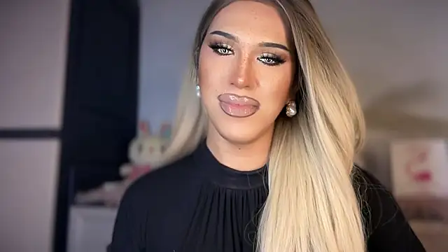 Barbara-Sprouse webcam