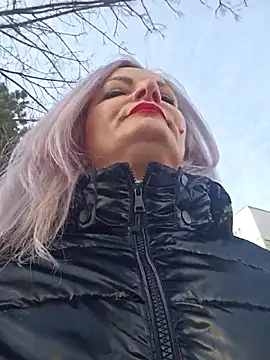 ladytouch (F milf) - 👅Tease me 💗Love me 😈Drive me crazy 💦