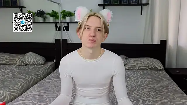 ron_vils (M twink) - good day🎀