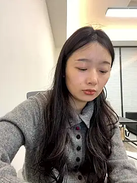 美女Qrooo在线直播